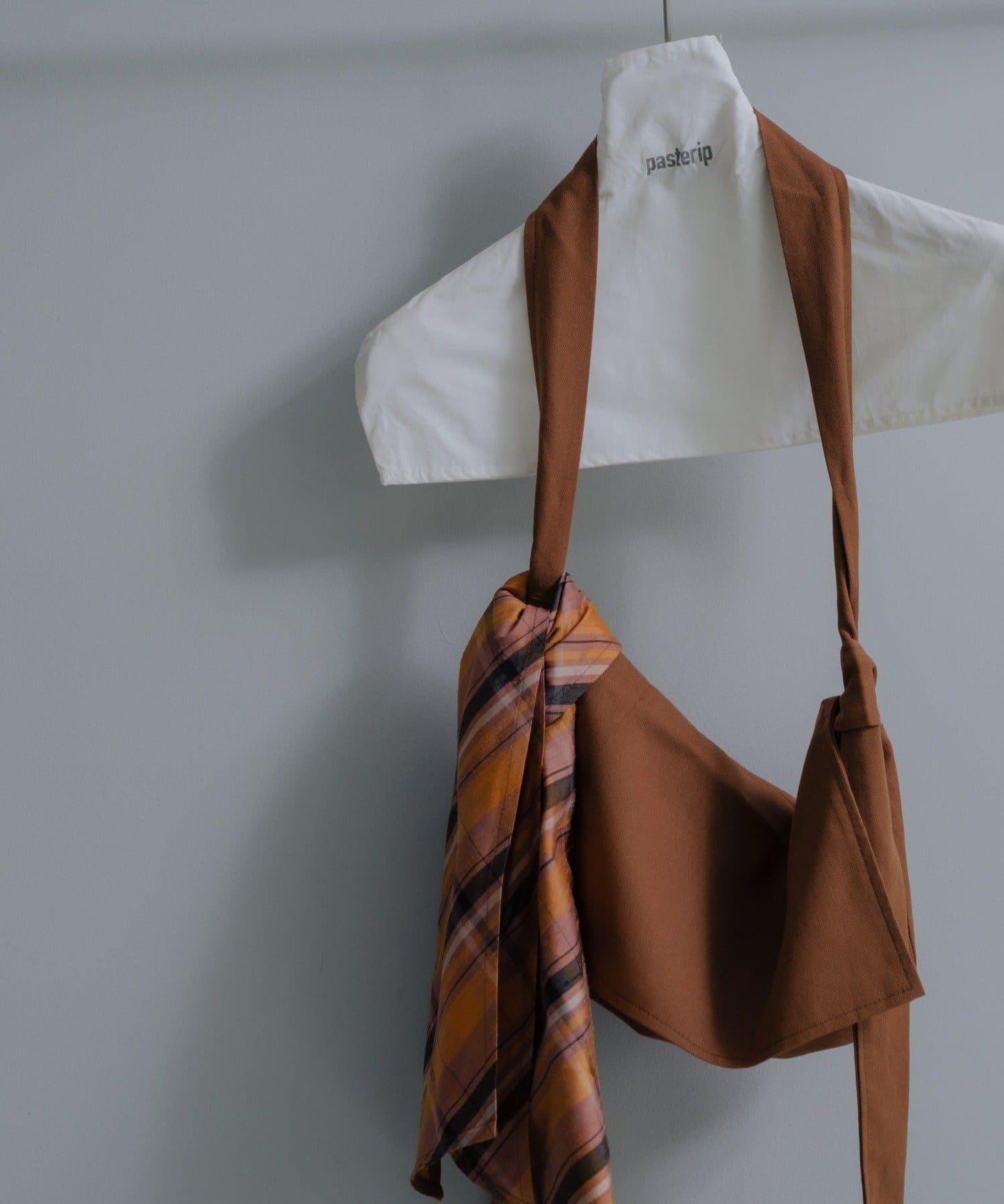 162886519