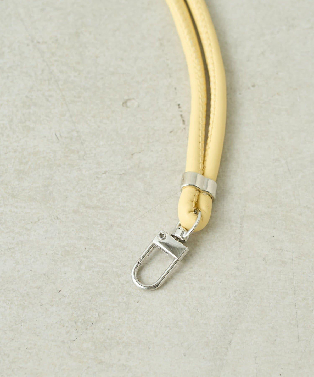 169861913