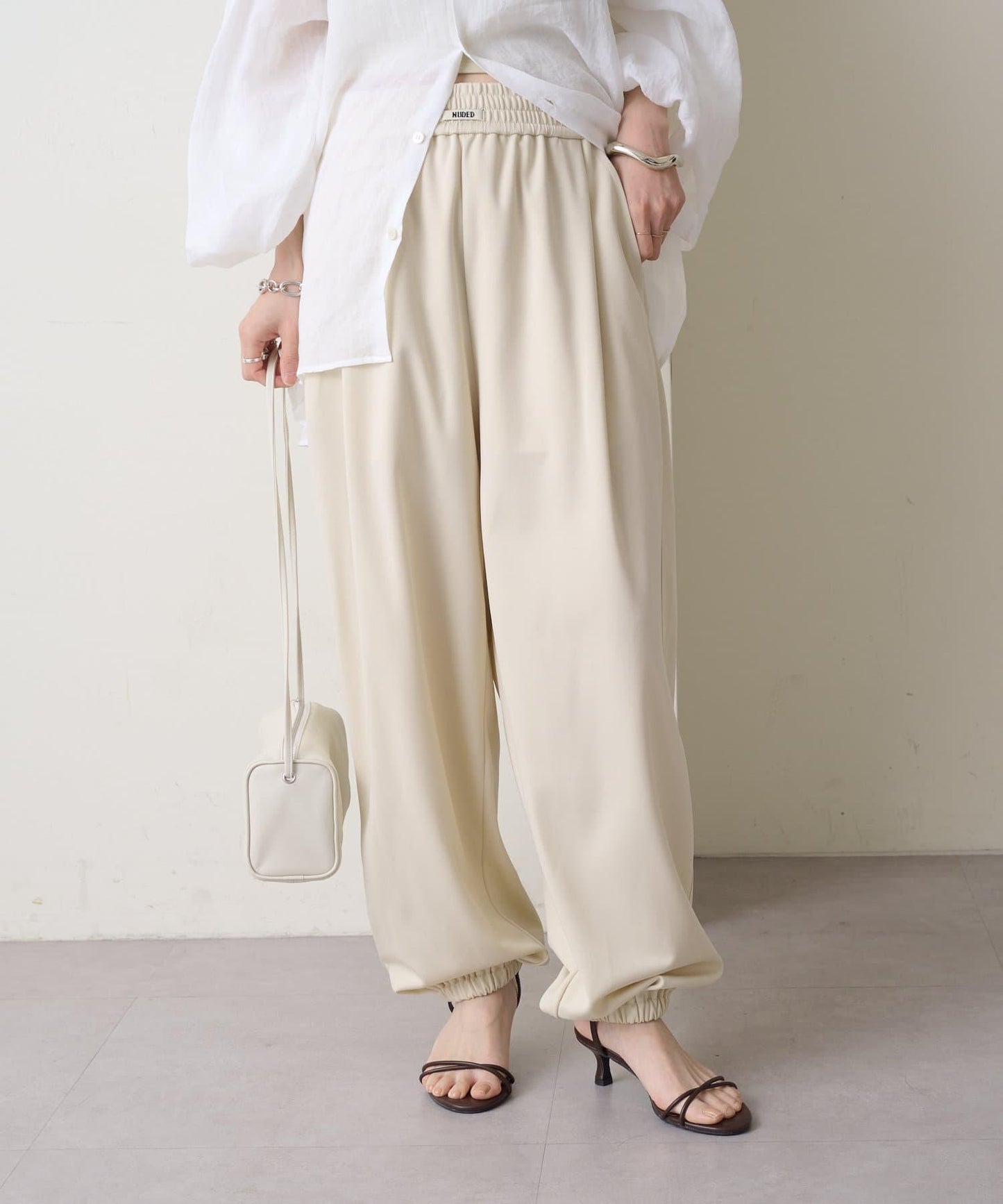 162669691