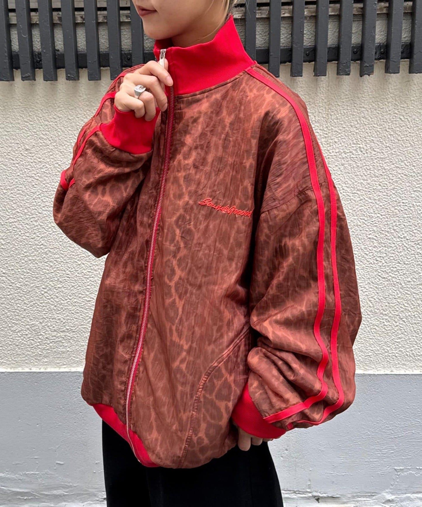 172305823