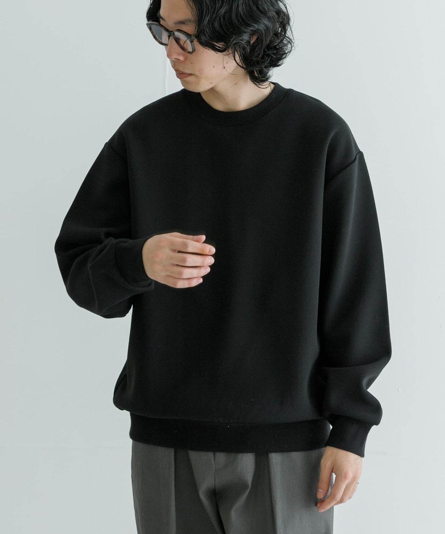 166172930