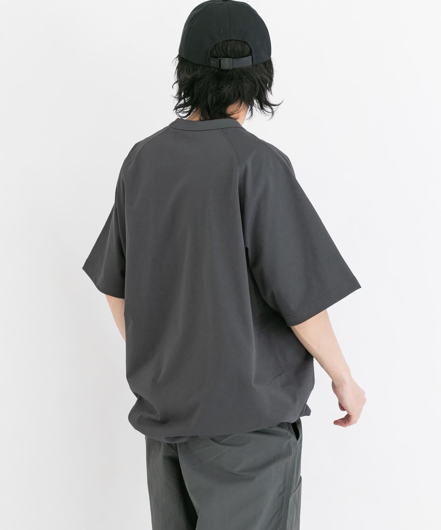 166008157