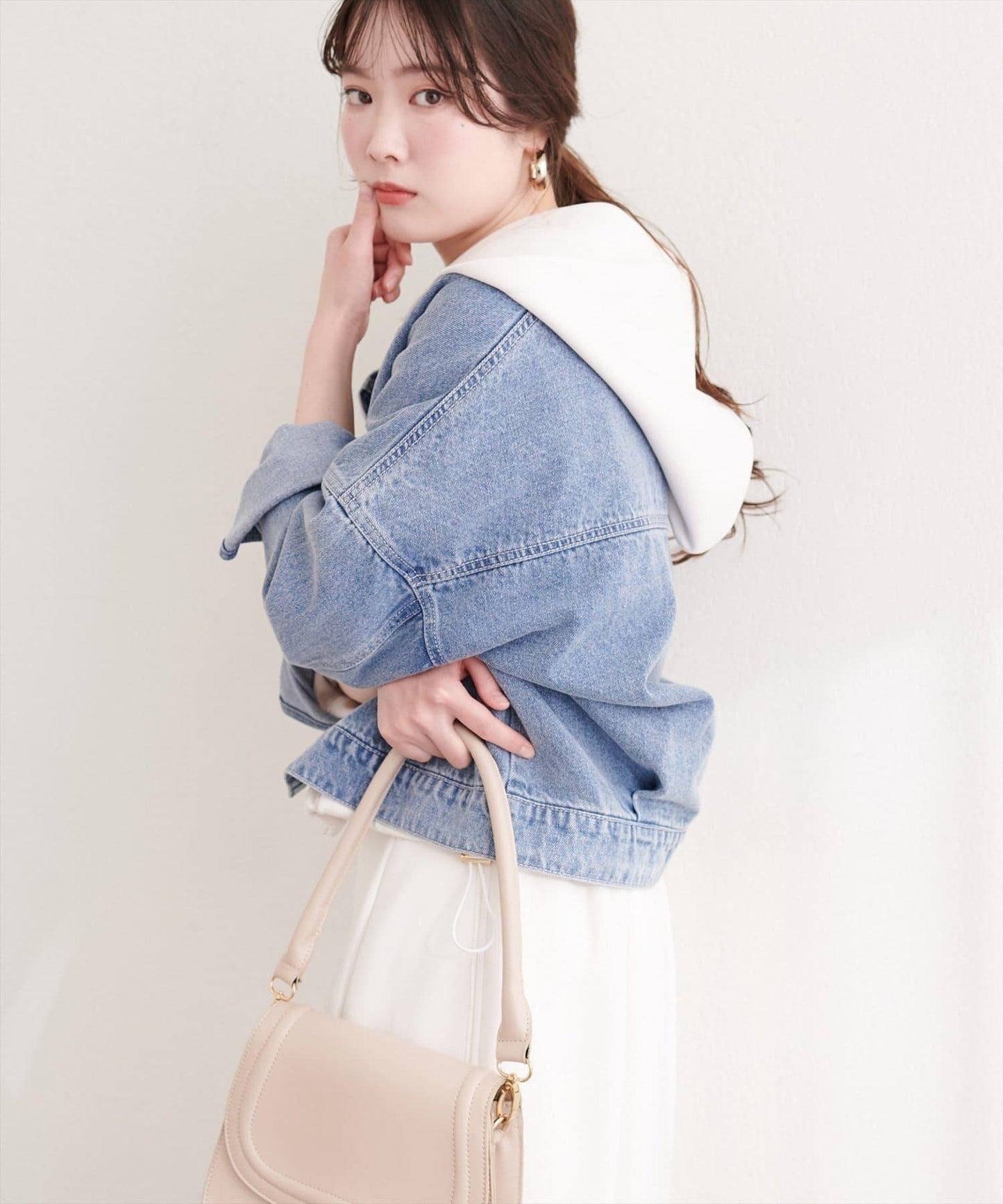 281837073