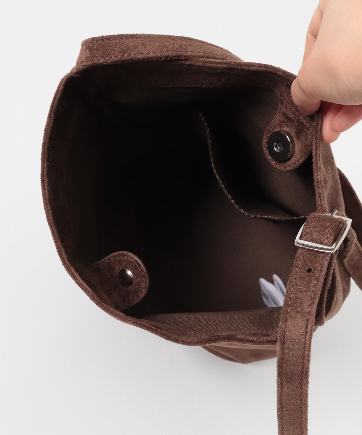 166757832
