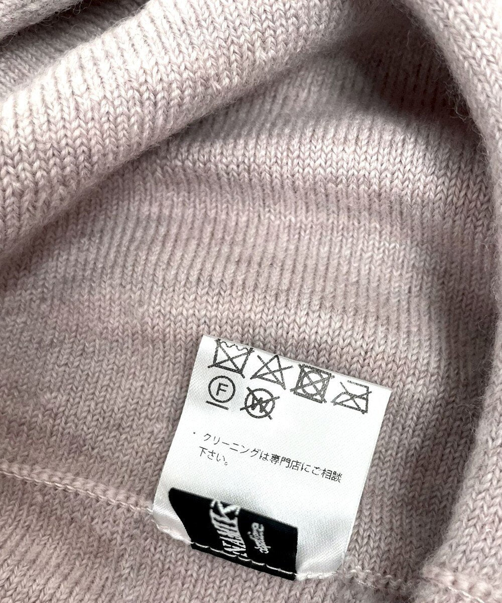 104703034