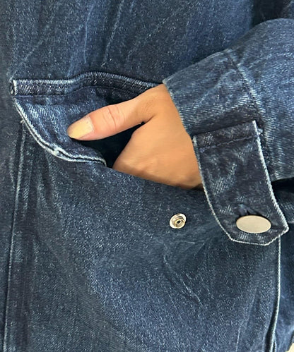 165737900