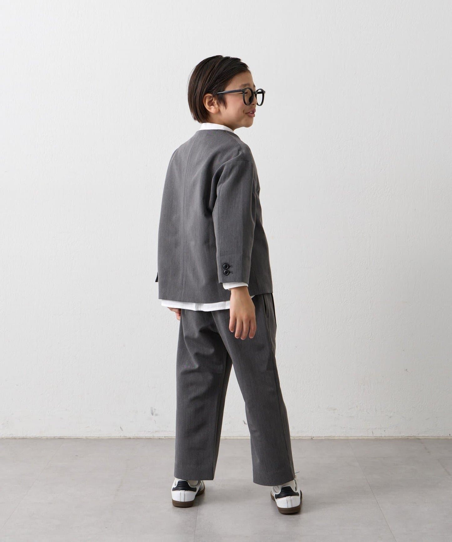 289720990