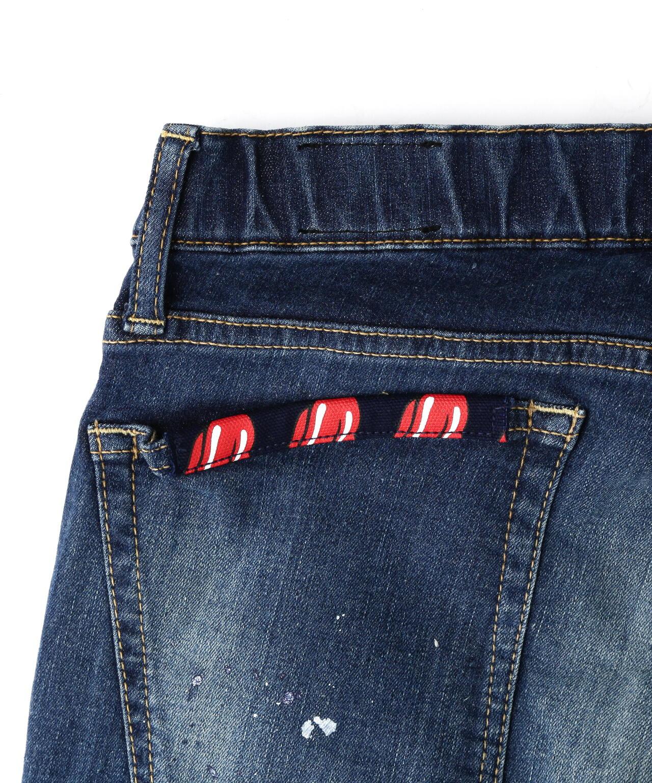 153954405