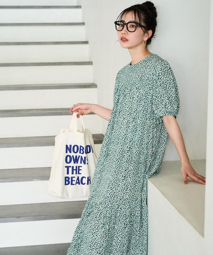 258933418