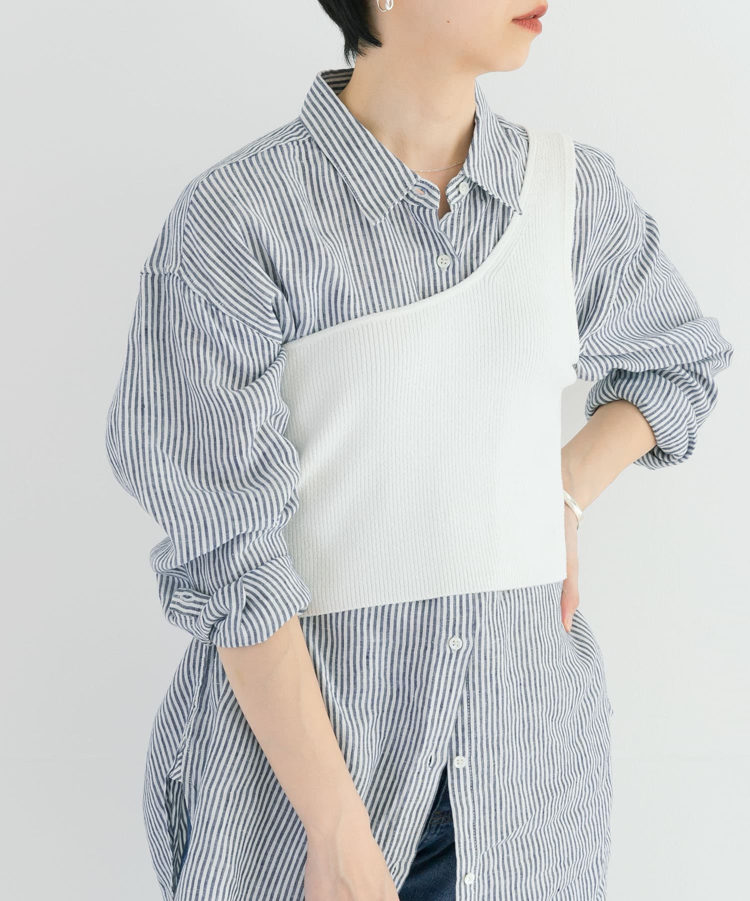121019793