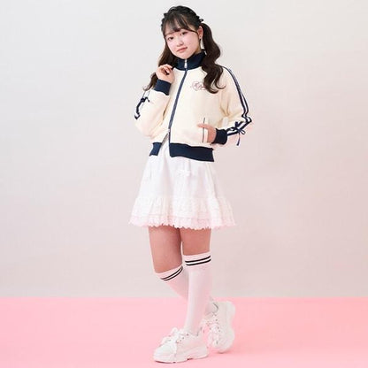 168040524