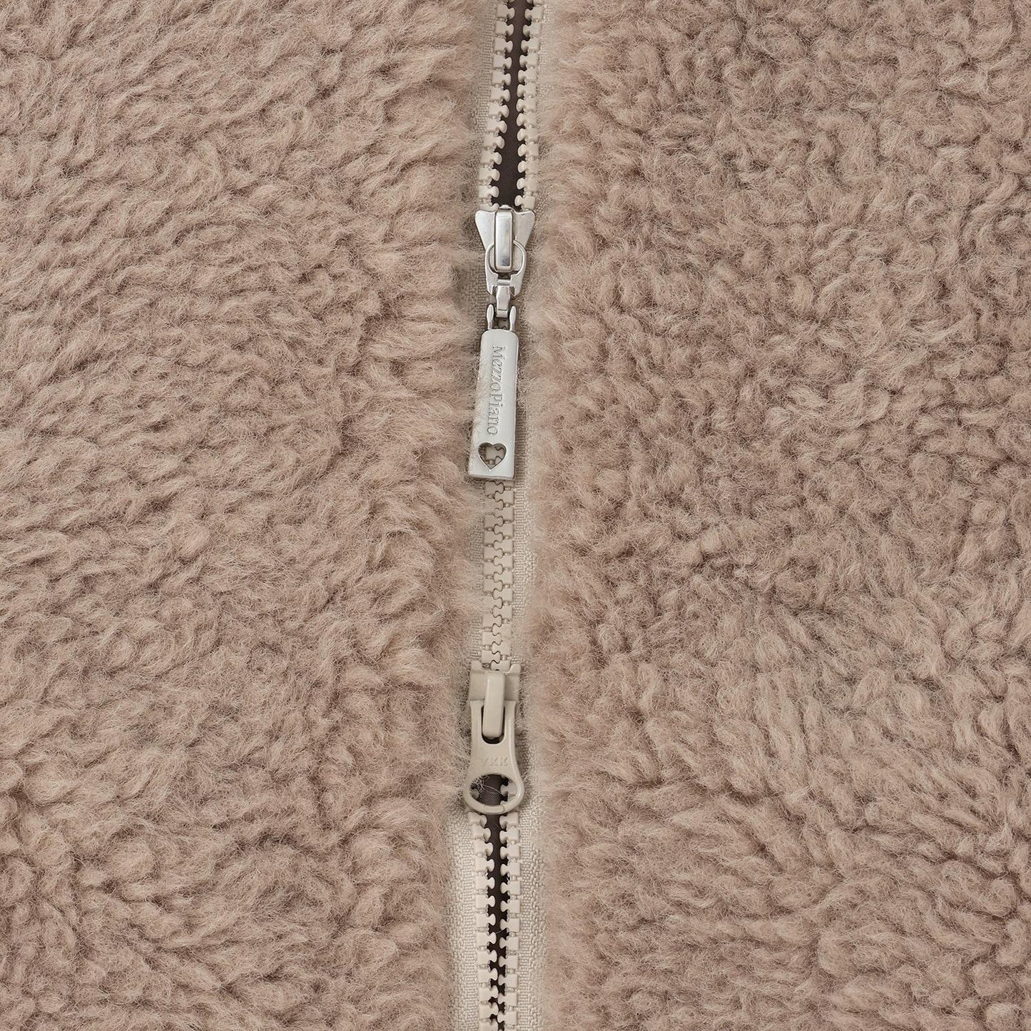 168009224