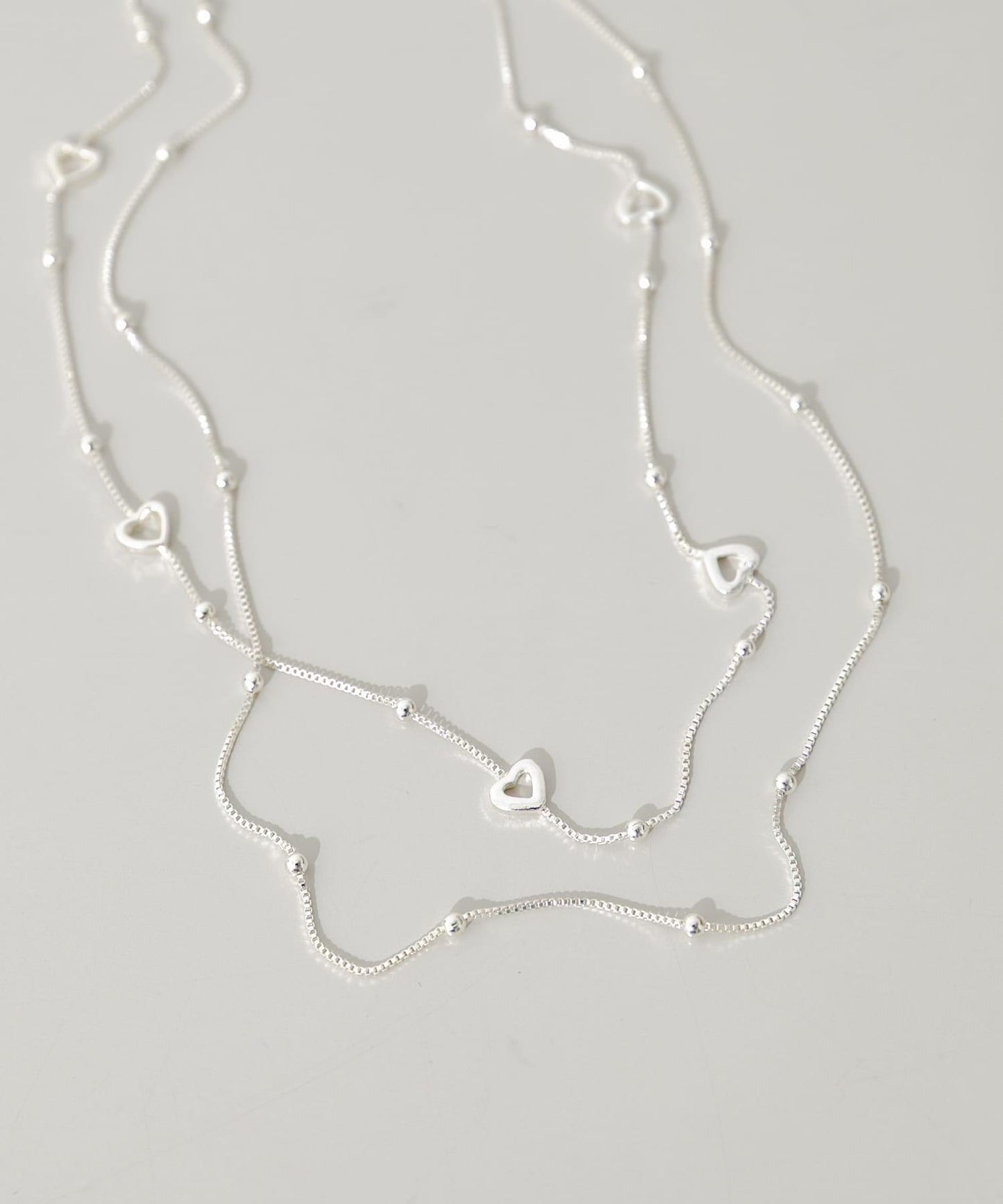 284701555