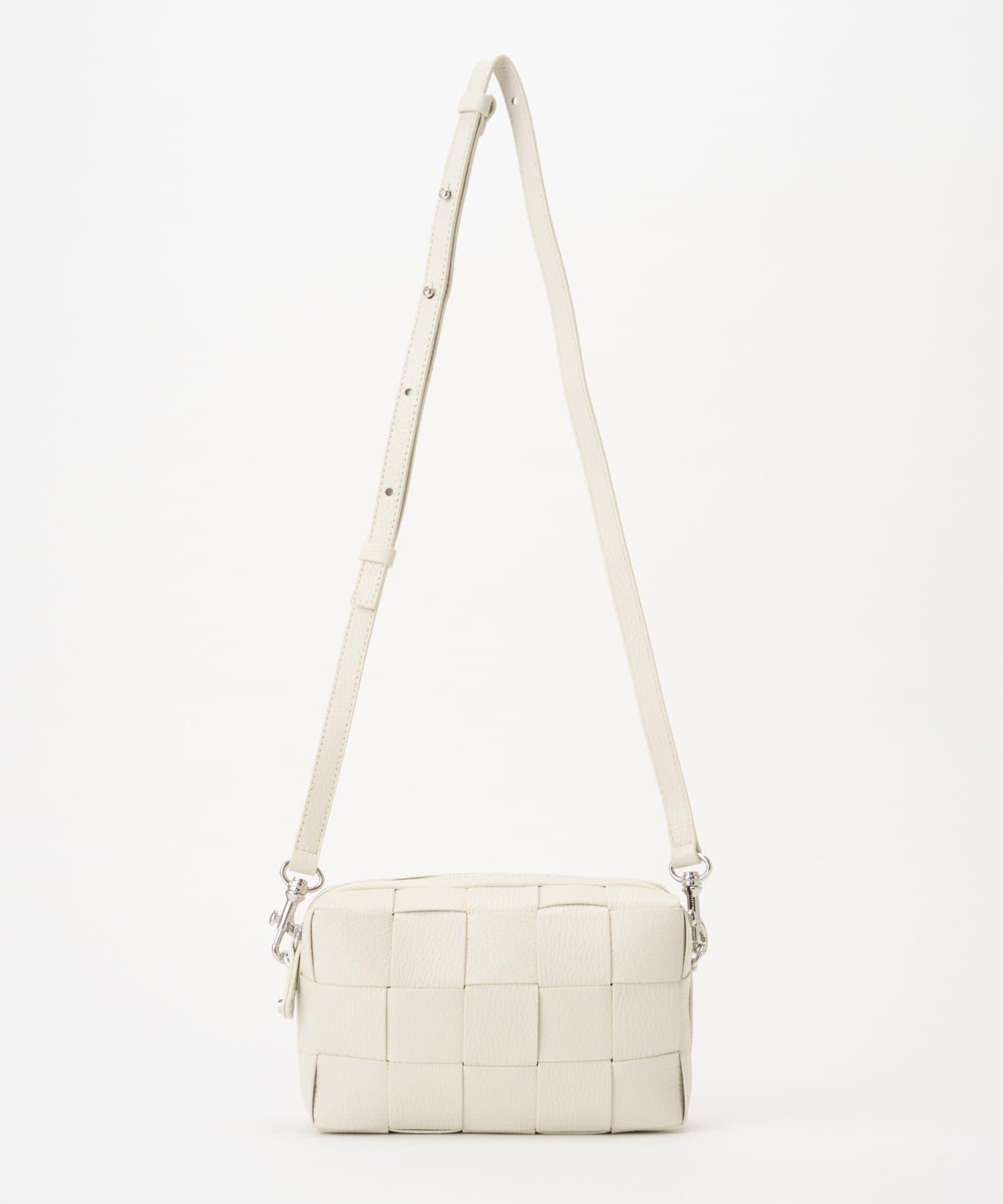 283120618