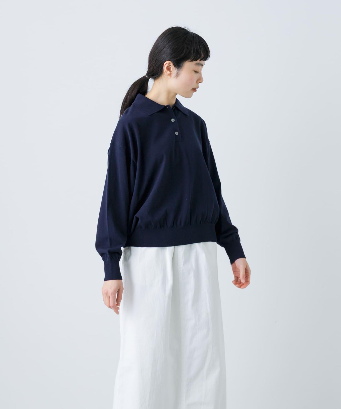 153881427
