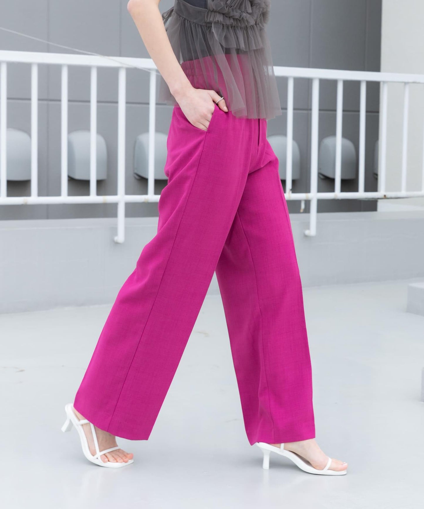 166060375