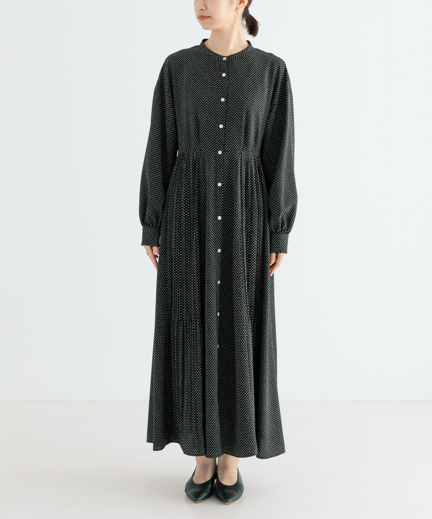 116769921