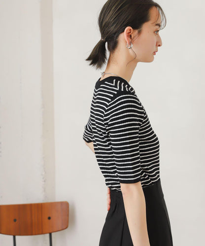 165827329