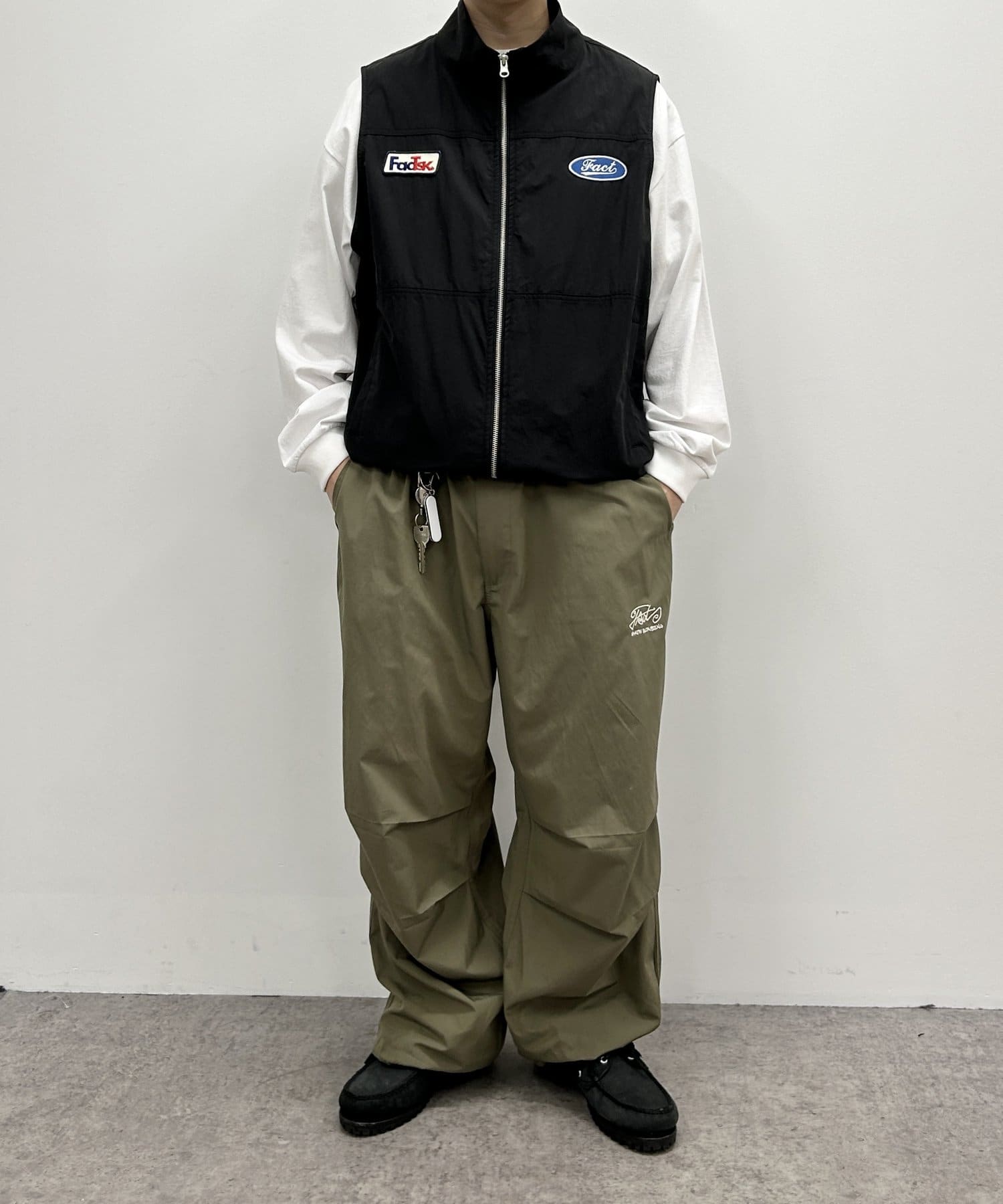 120047049