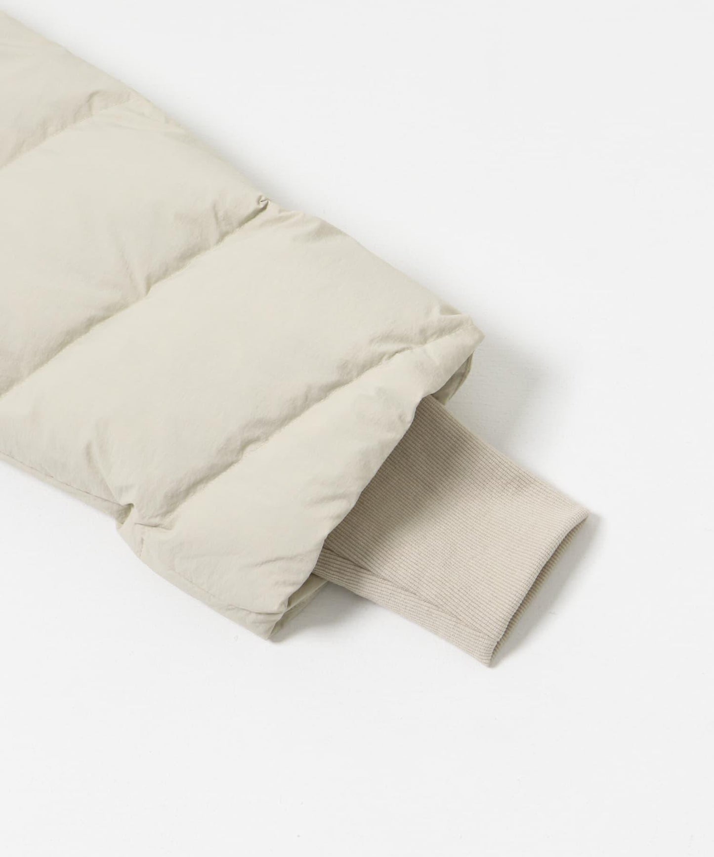 141080306