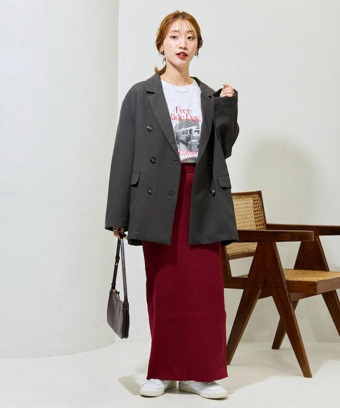 269724773