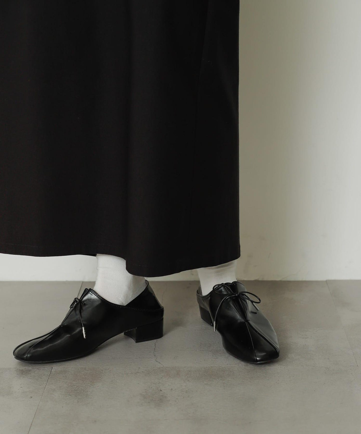 269435505