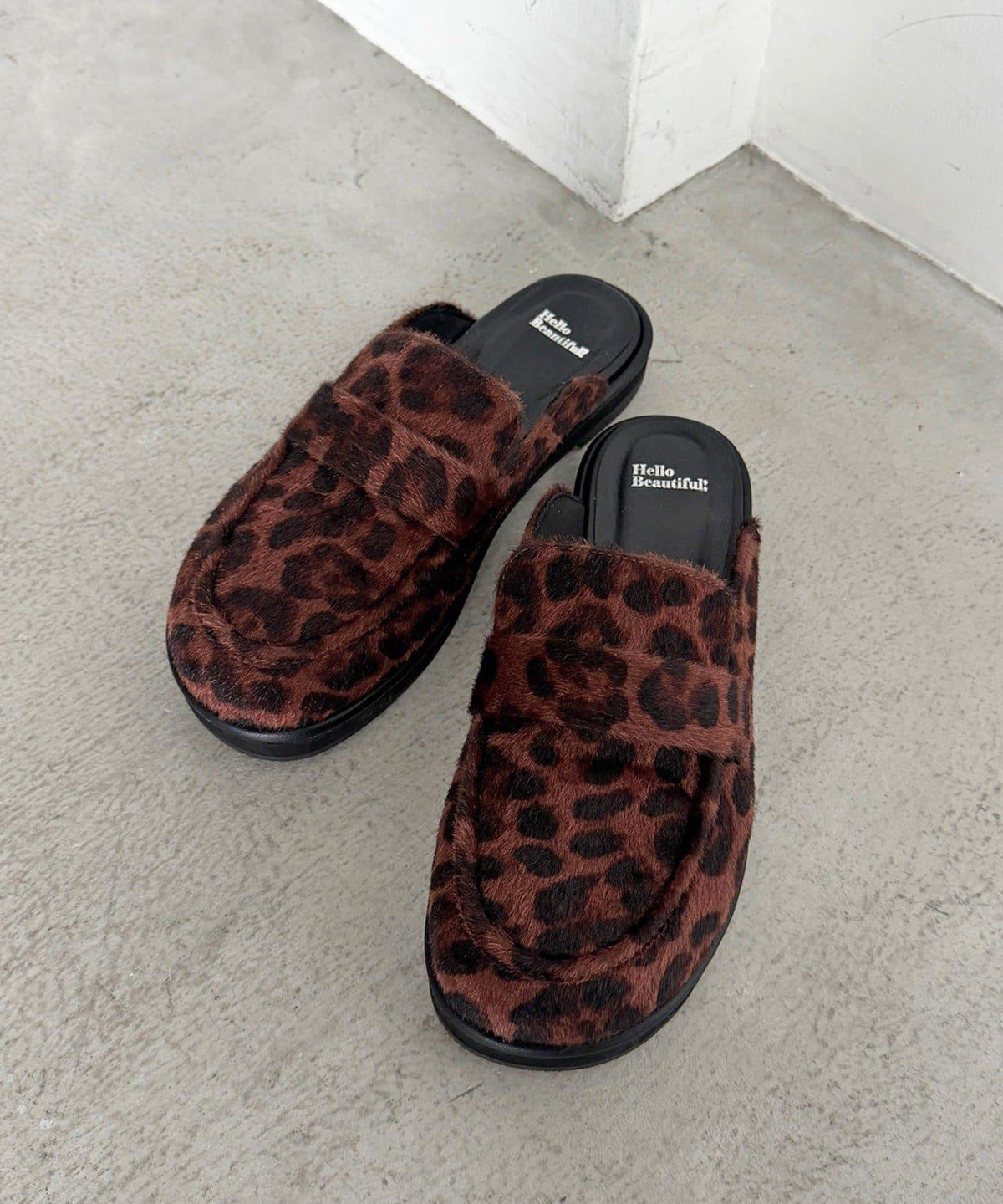 172707403