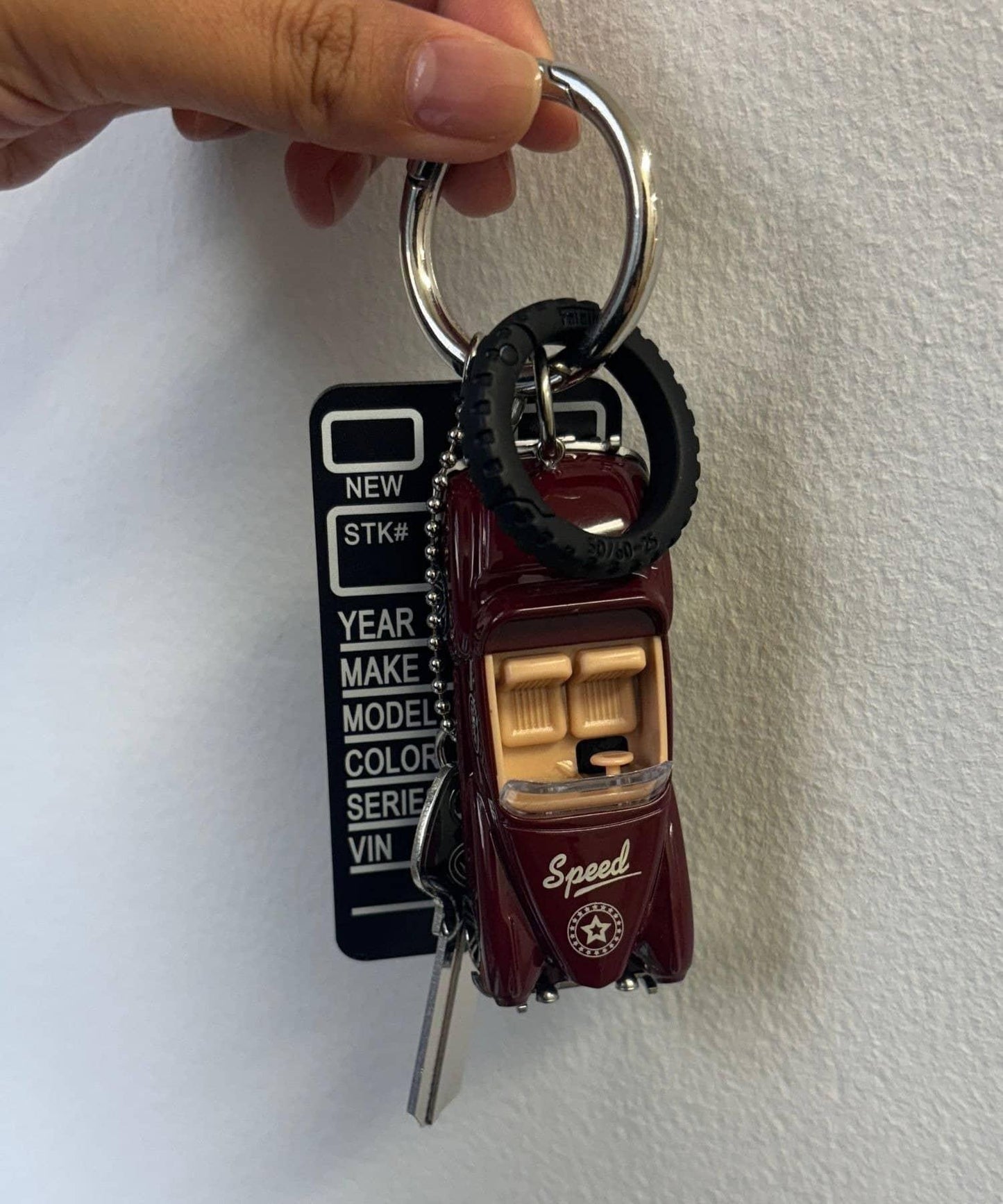 284816316