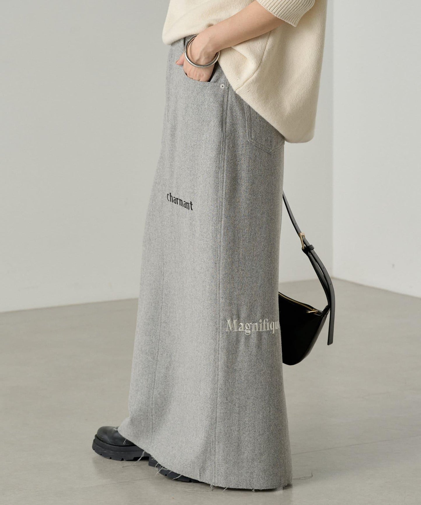 165829132