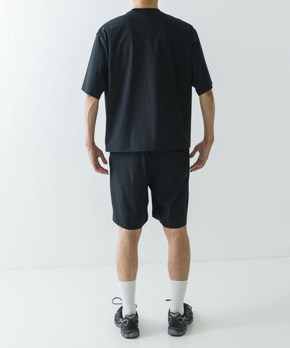 156913657