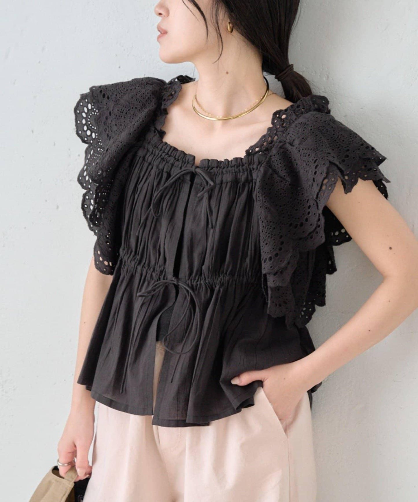 170109843