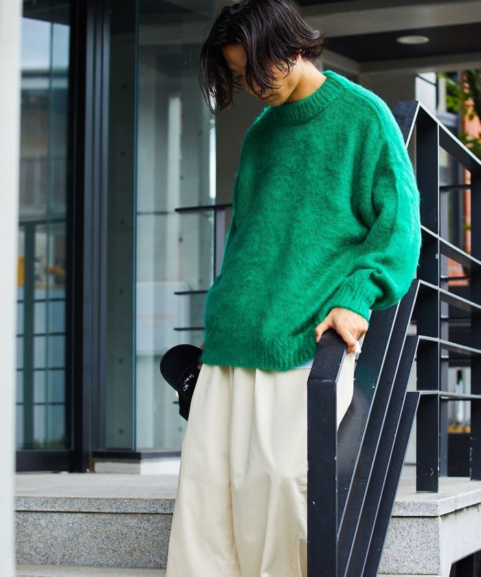 92358299