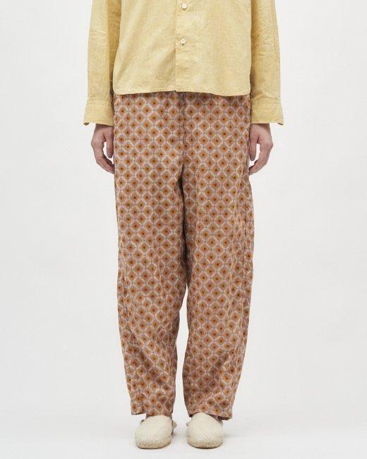 153252501