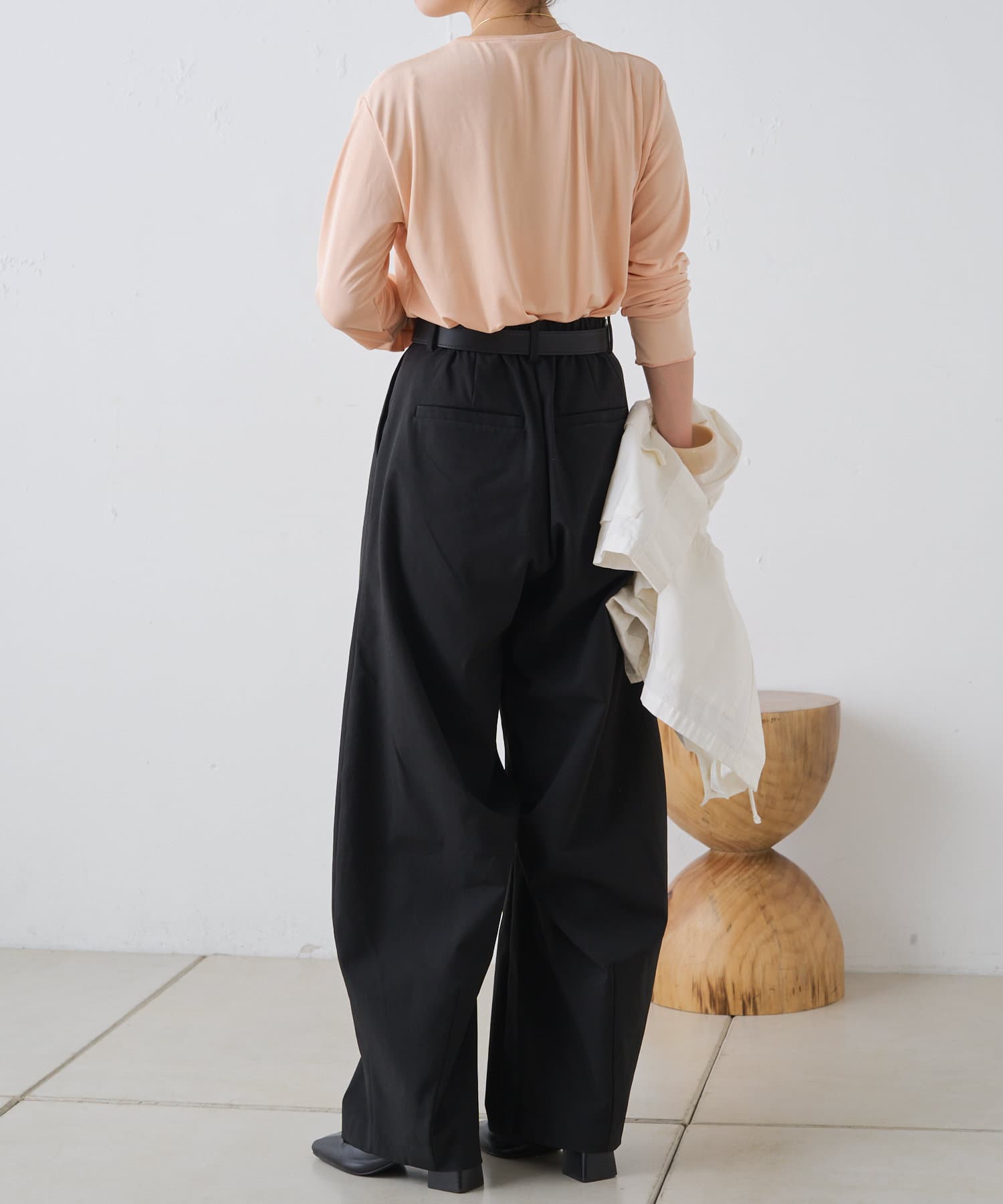 111206123