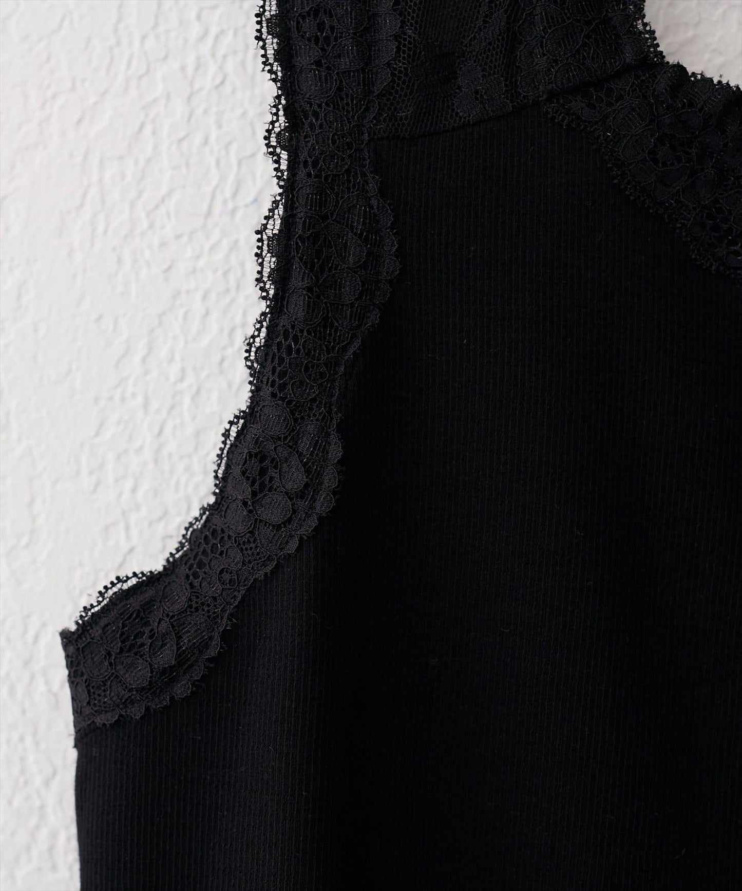 171026850