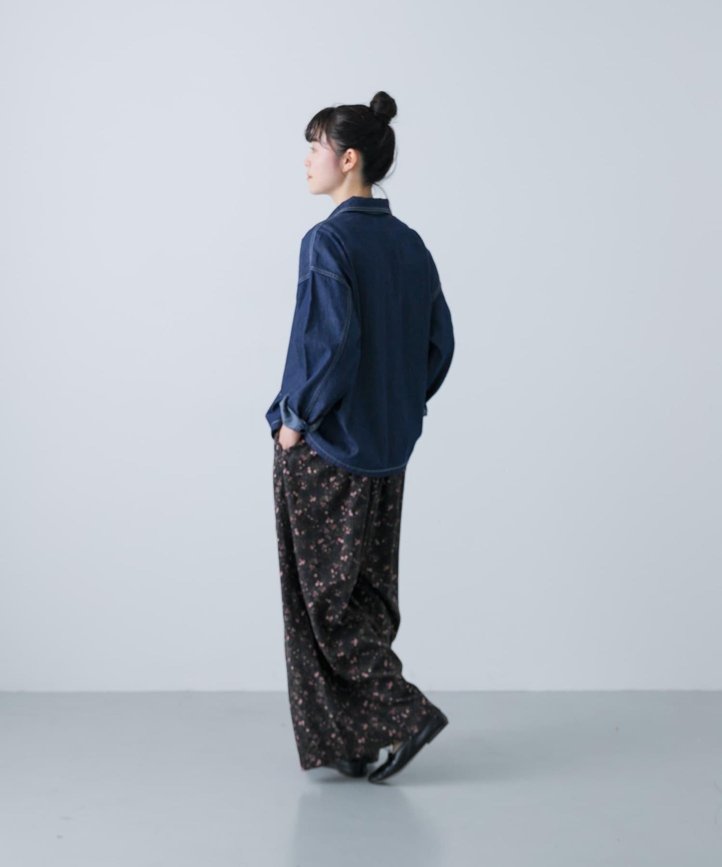 153053201
