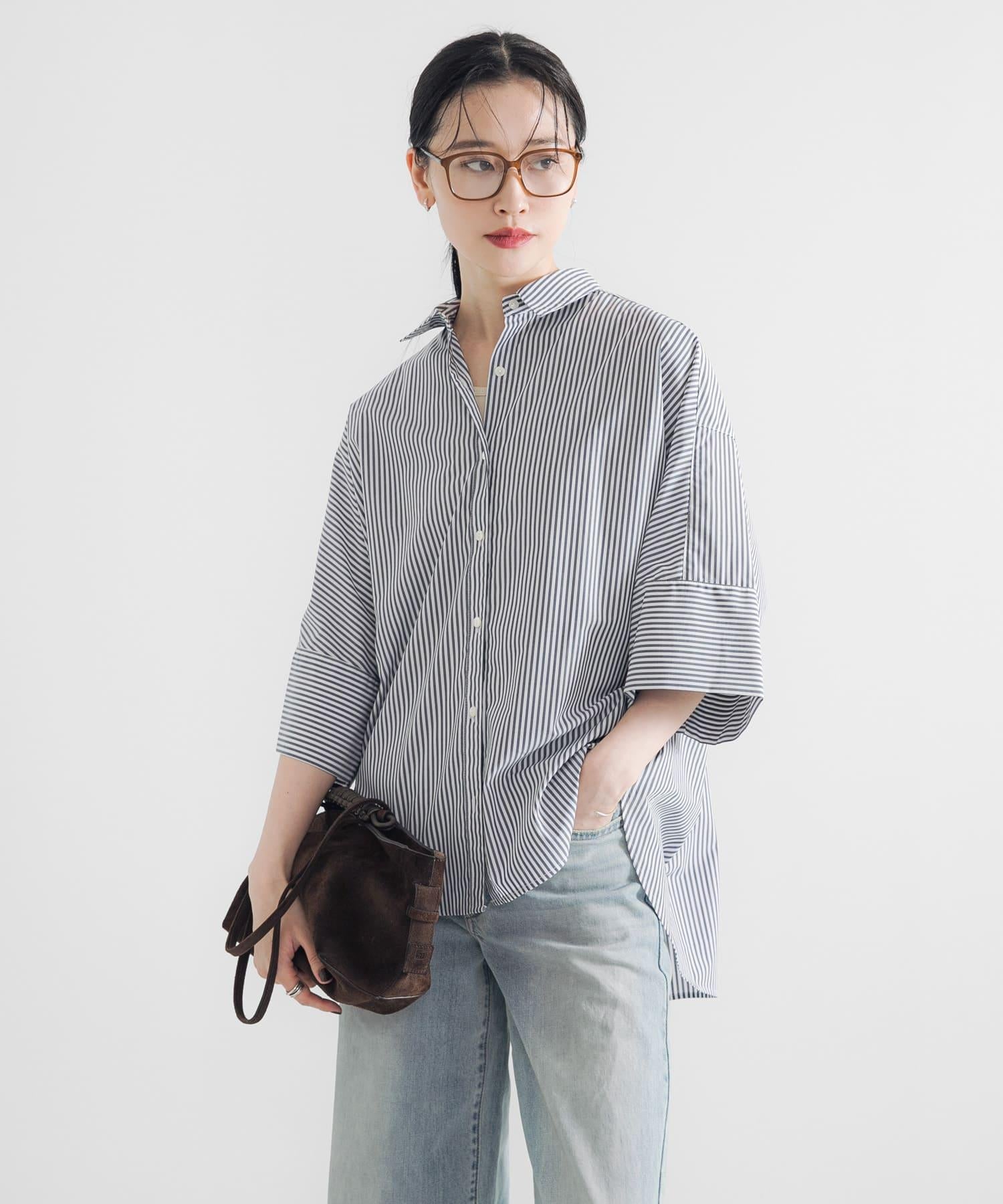 164697727