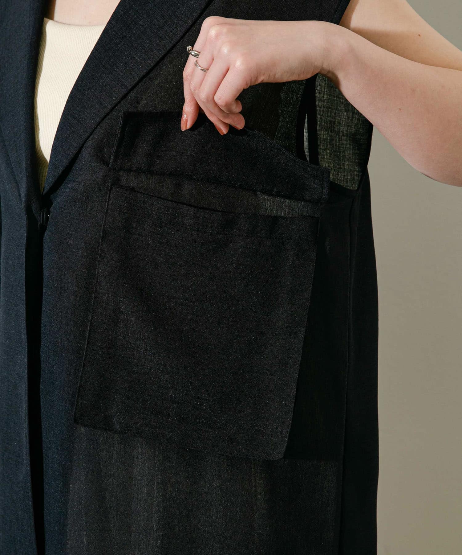 122205165