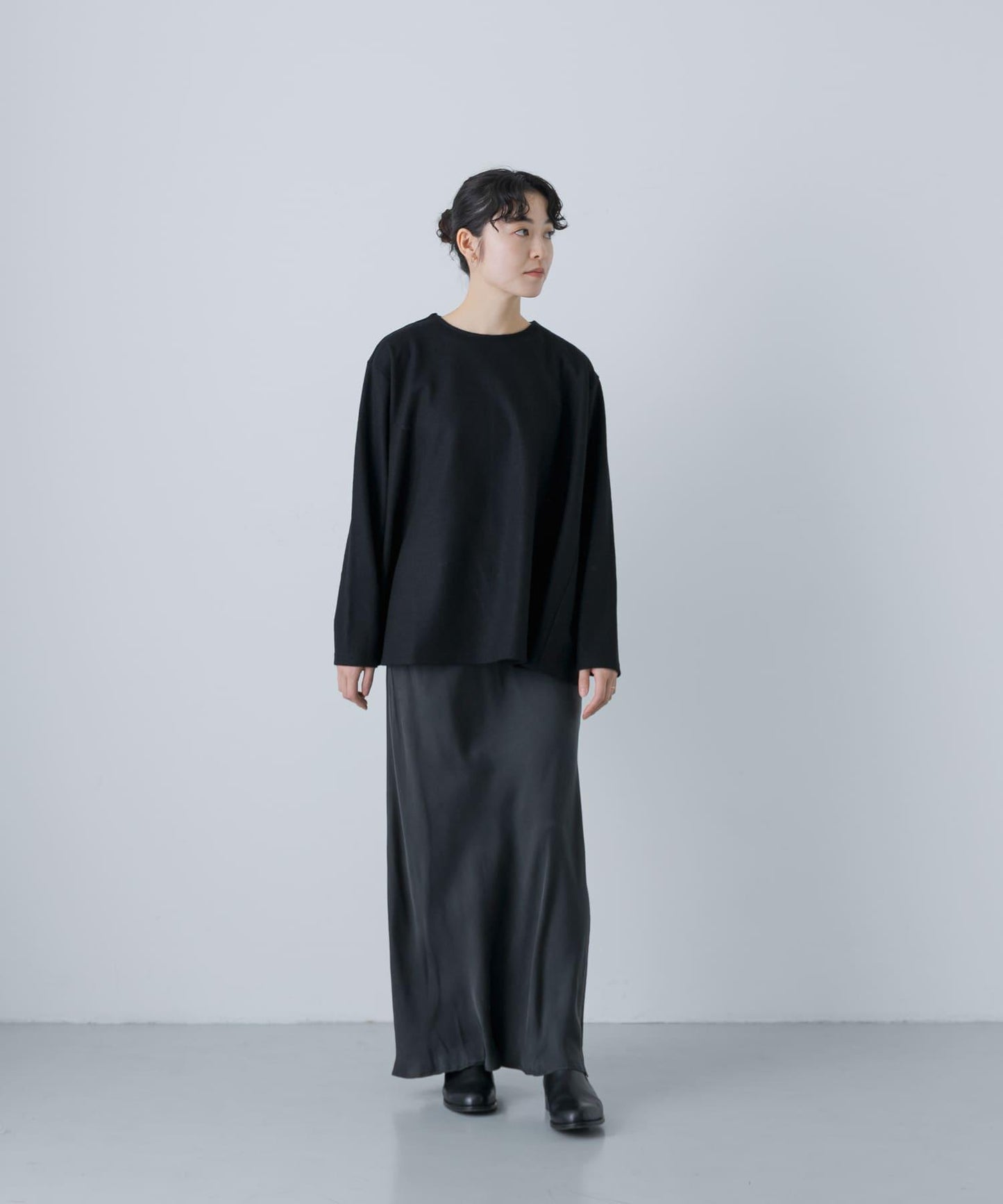 142456223