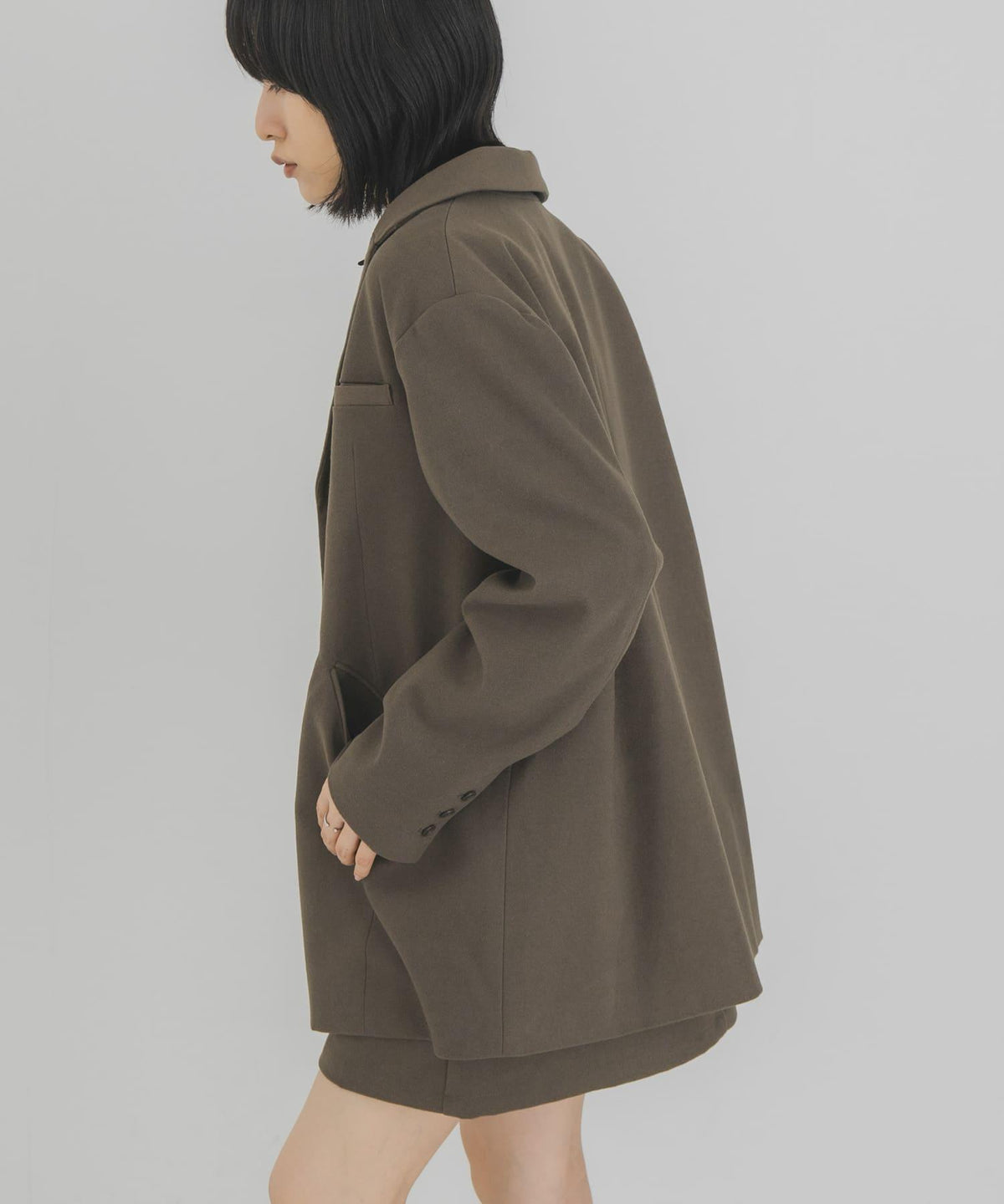 173275923
