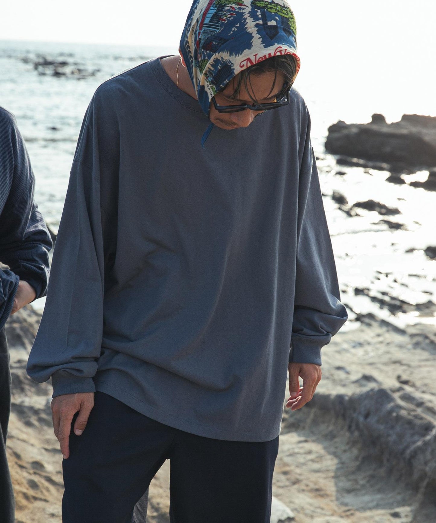 166791243