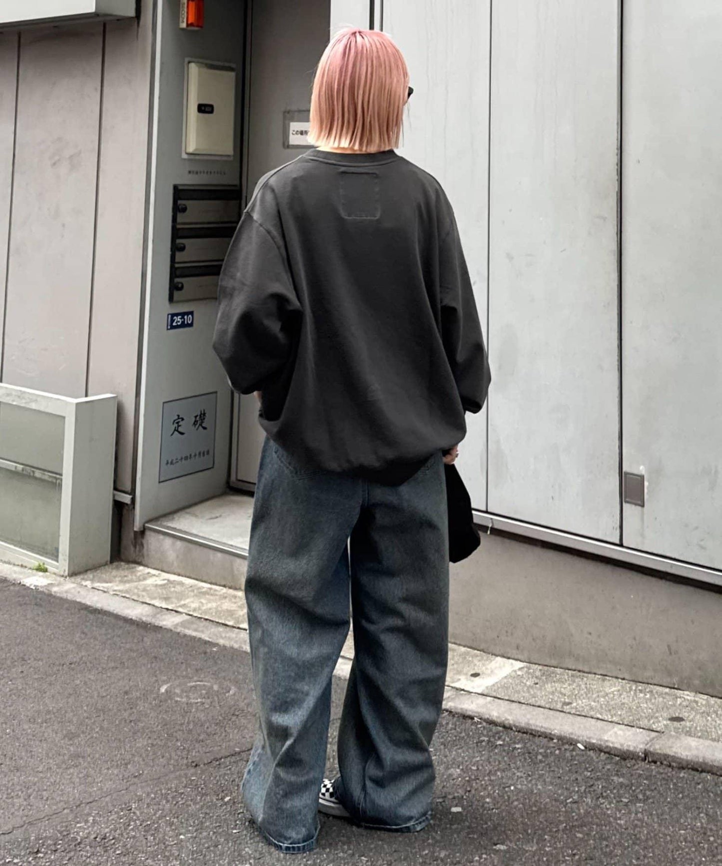 153635158