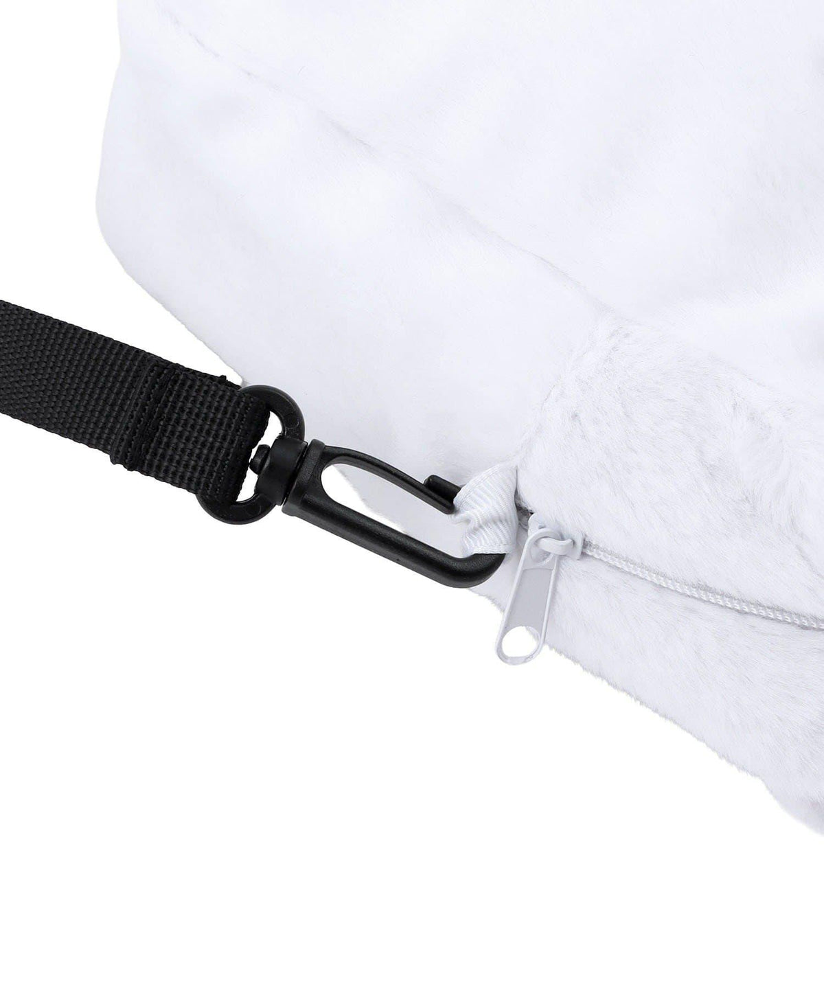 173871526