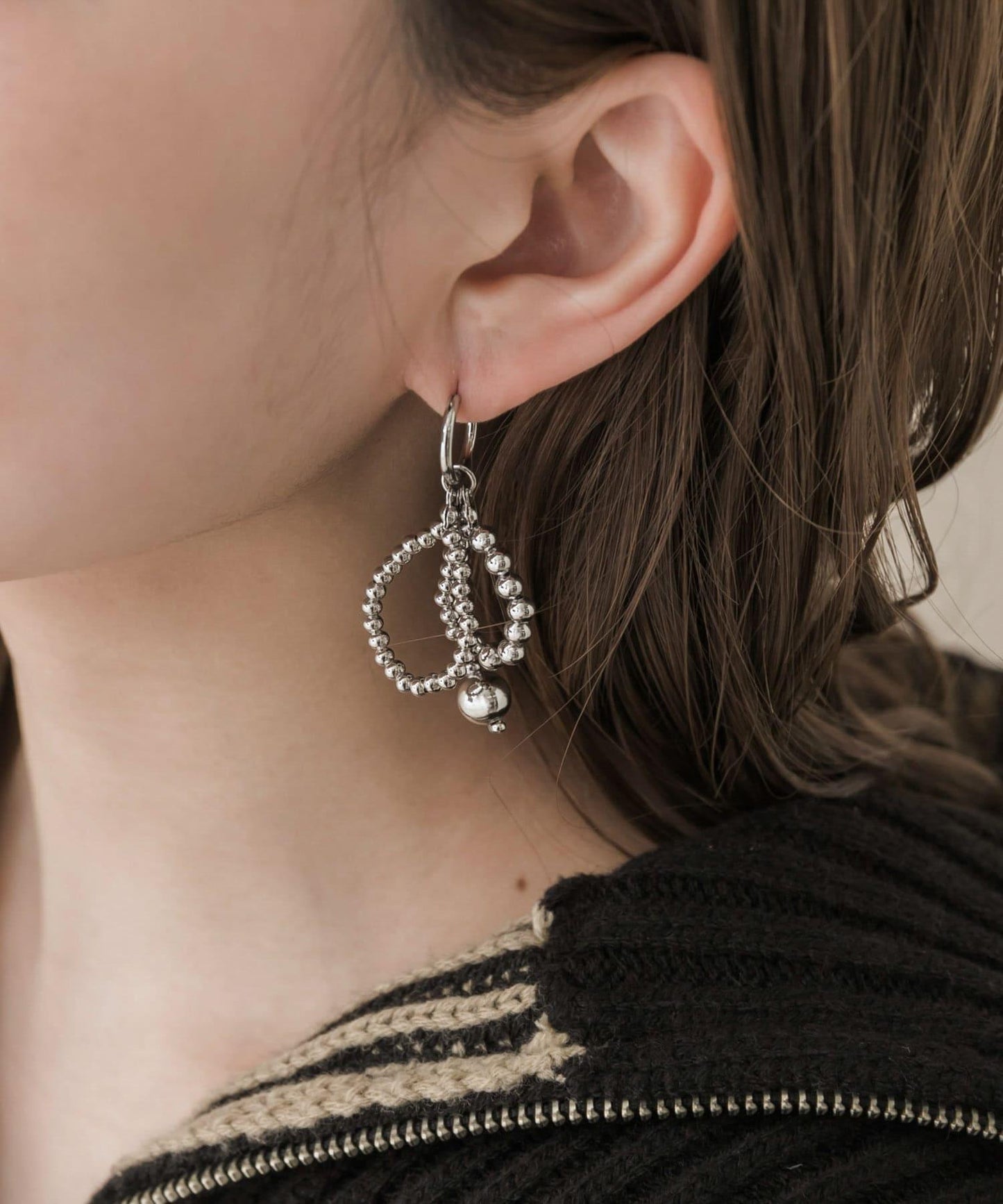 166223854