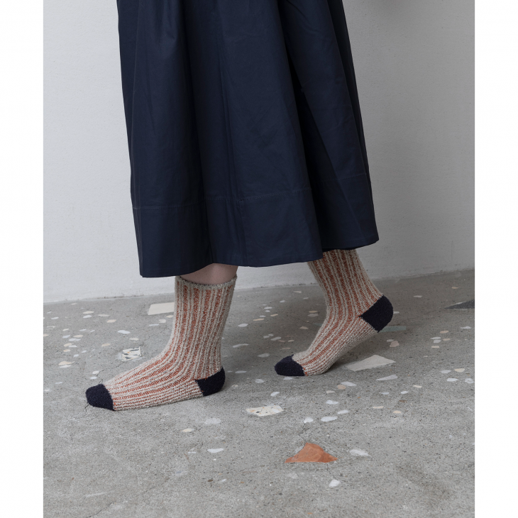 166352725