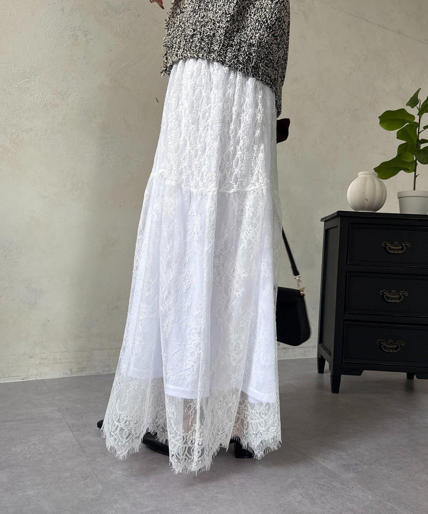169687110