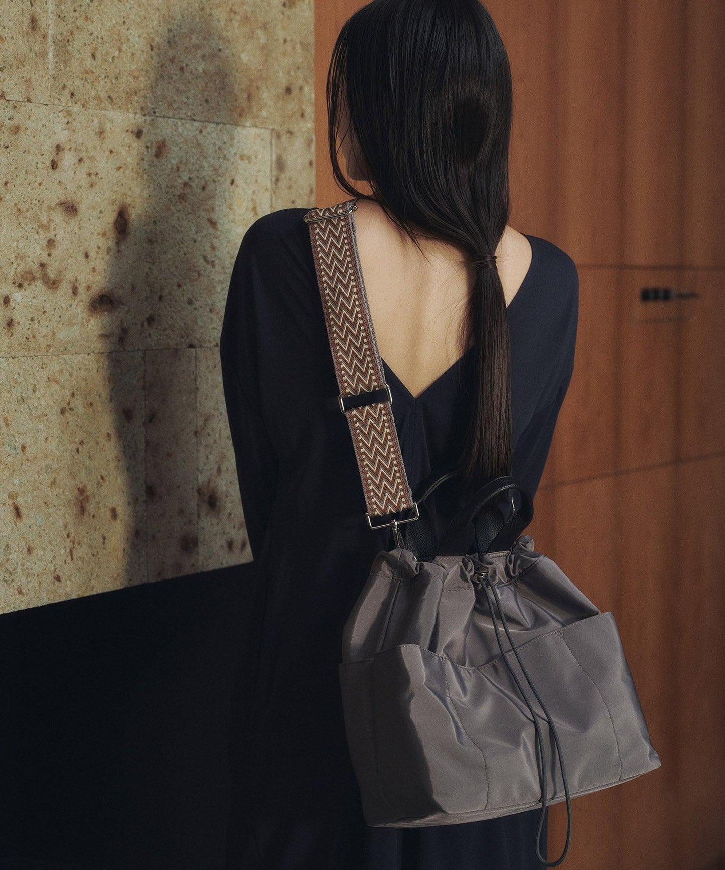 170449041