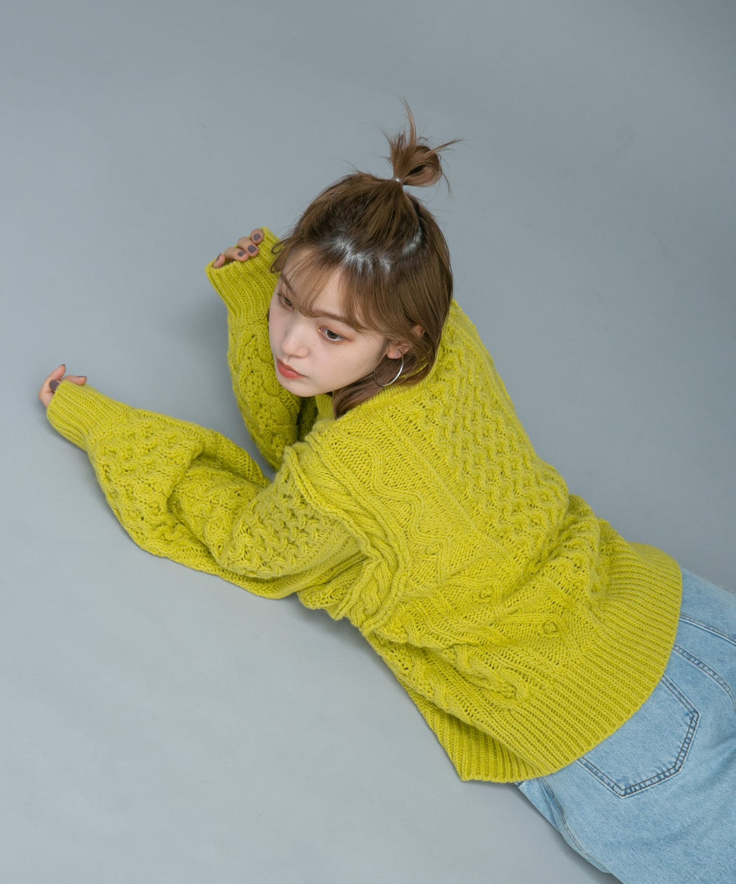 102811207