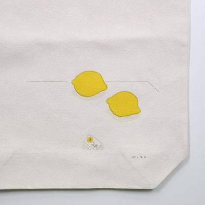 167103318