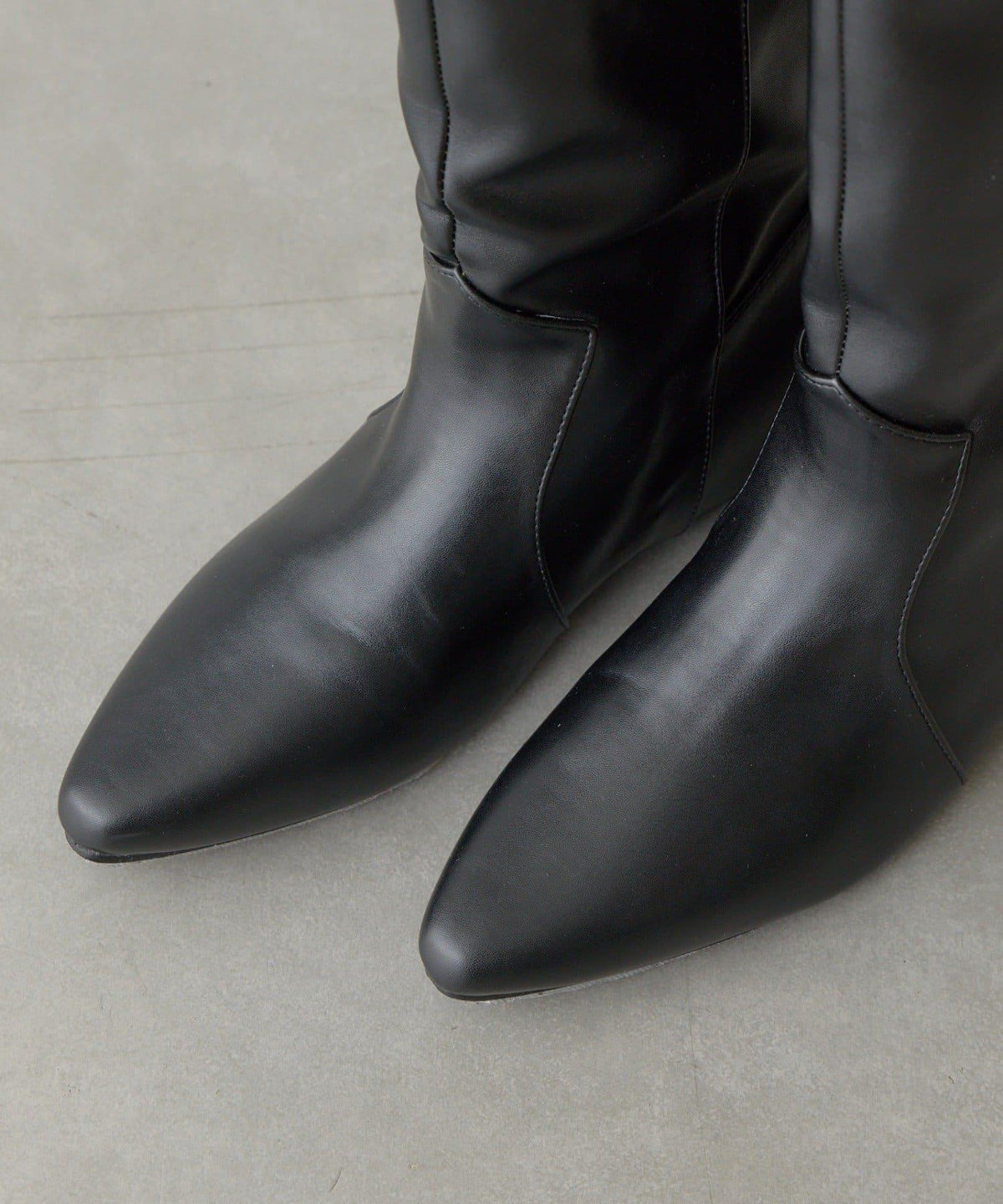 172903034